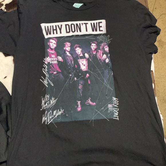 Band tees and graphic tees - Picture 2 of 6